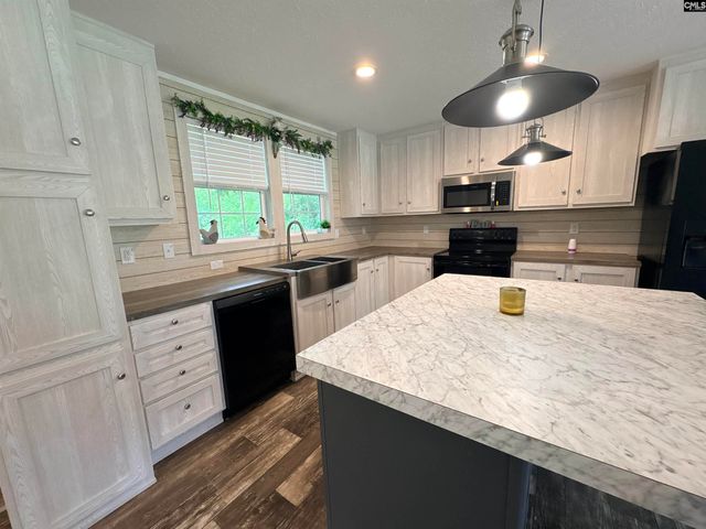 841 Cedar Creek Road, Swansea, SC 29160