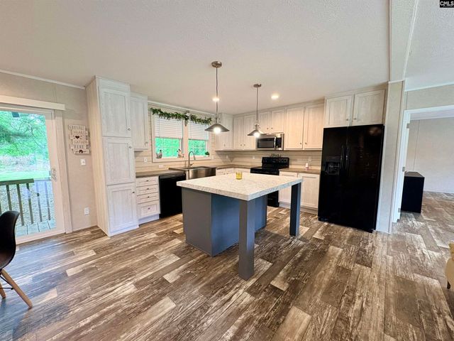 841 Cedar Creek Road, Swansea, SC 29160