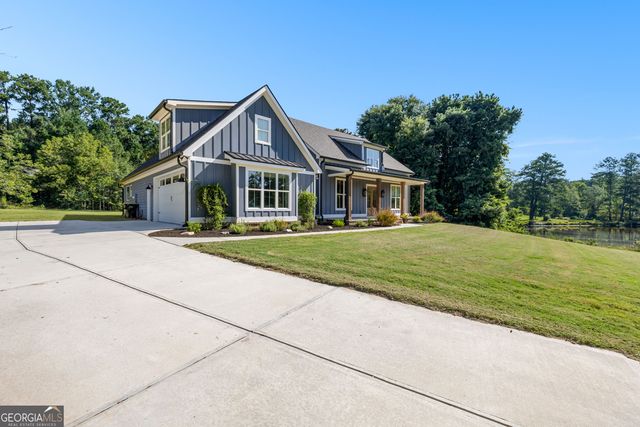 1005 Goza Rd., Fayetteville, GA 30215