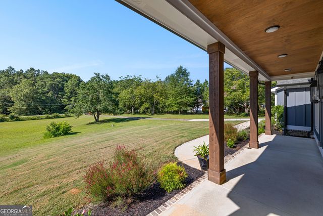 1005 Goza Rd., Fayetteville, GA 30215