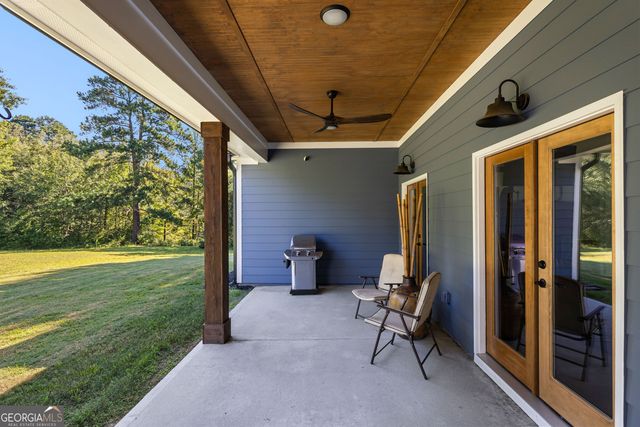 1005 Goza Rd., Fayetteville, GA 30215