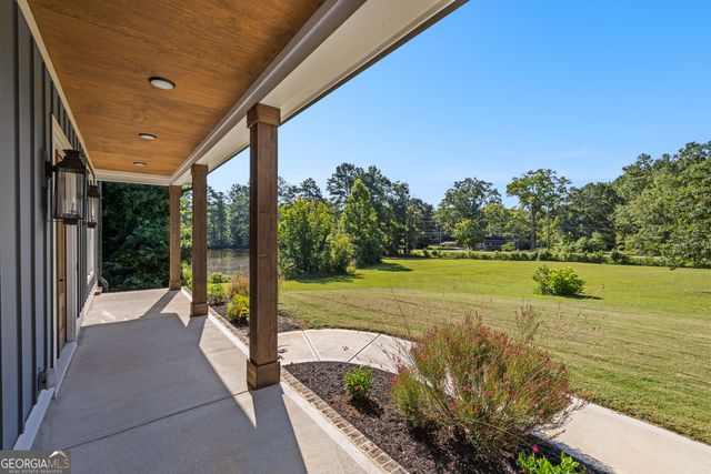 1005 Goza Rd., Fayetteville, GA 30215