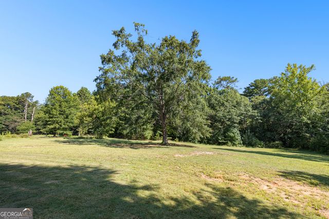 1005 Goza Rd., Fayetteville, GA 30215