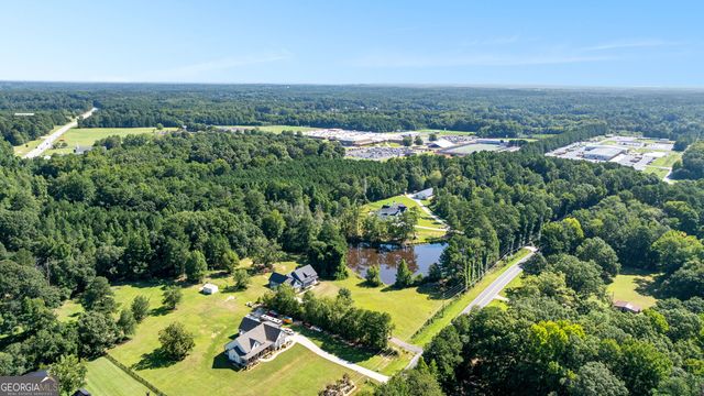 1005 Goza Rd., Fayetteville, GA 30215