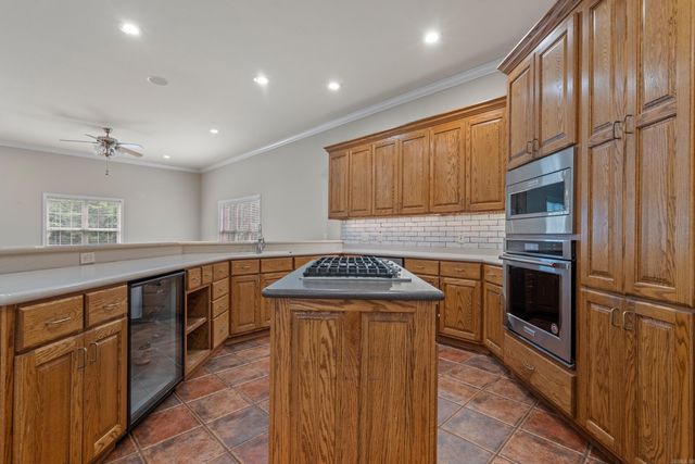 185 HILLSIDE Place, Hot Springs, AR 71901