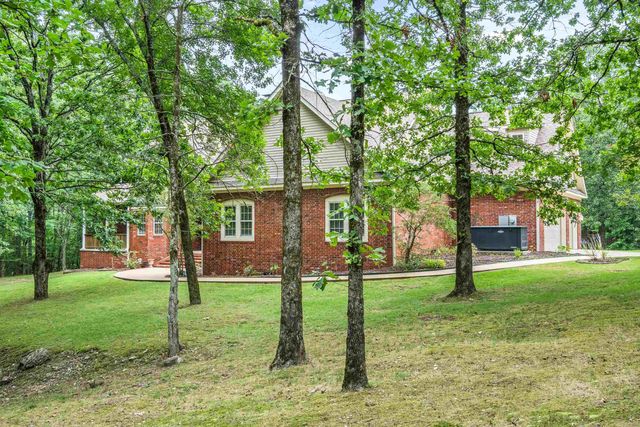 185 HILLSIDE Place, Hot Springs, AR 71901