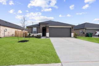 313 Emma, Angleton, TX 77515