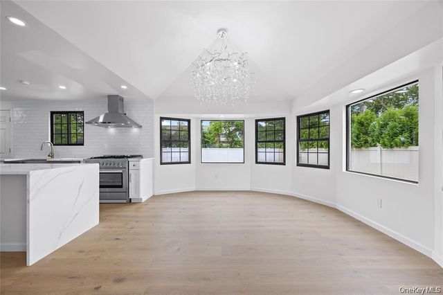 26 Roseanne Drive, Woodbury, NY 11797