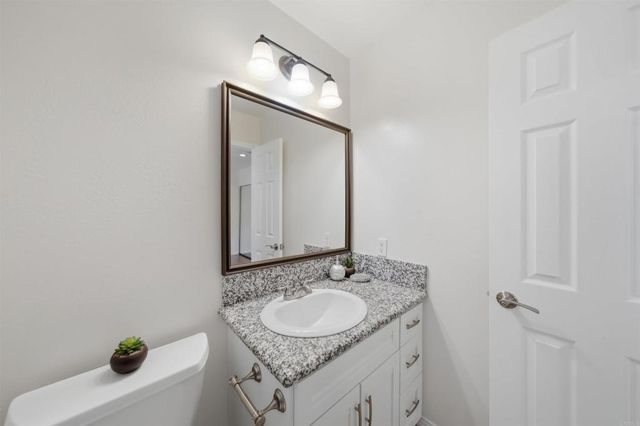 1835 Debra Lane, Vista, CA 92084