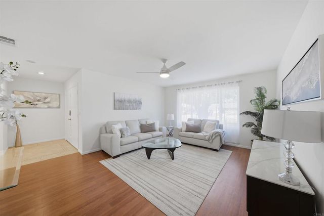 1835 Debra Lane, Vista, CA 92084