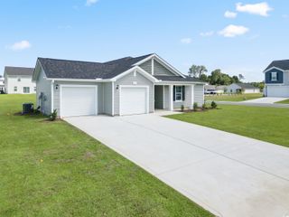 1021 Kinness Dr., Conway, SC 29527