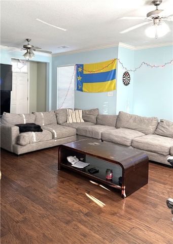 1425 West Villa Maria Road 306, Bryan, TX 77801