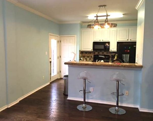 1425 West Villa Maria Road 306, Bryan, TX 77801