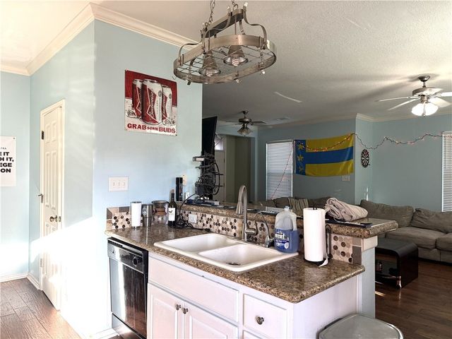 1425 West Villa Maria Road 306, Bryan, TX 77801