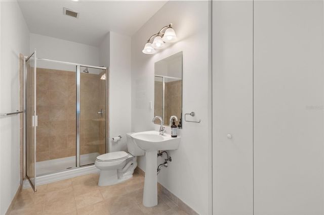 150 E ROBINSON STREET 2805, Orlando, FL 32801