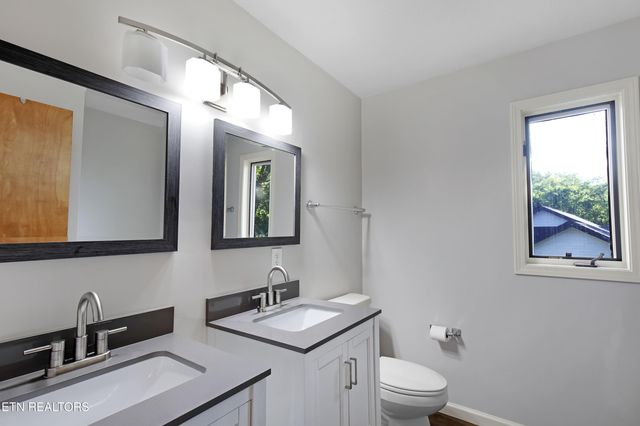 205 Yona Way, Loudon, TN 37774