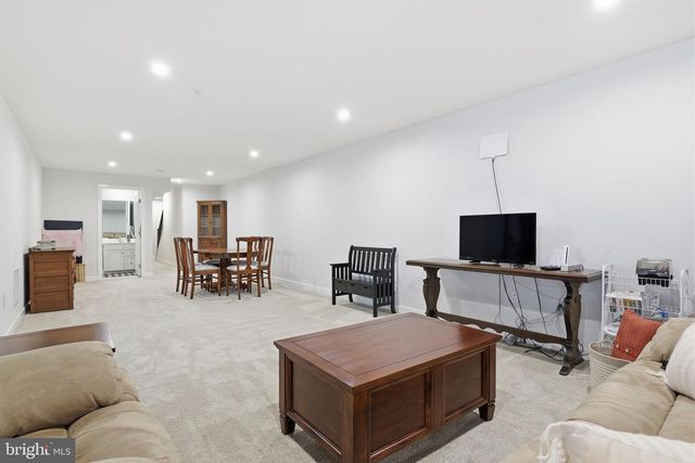 20 GRIFFIN WAY, Yardley, PA 19067