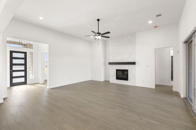 473 Flor Drive, Sunnyvale, TX 75182