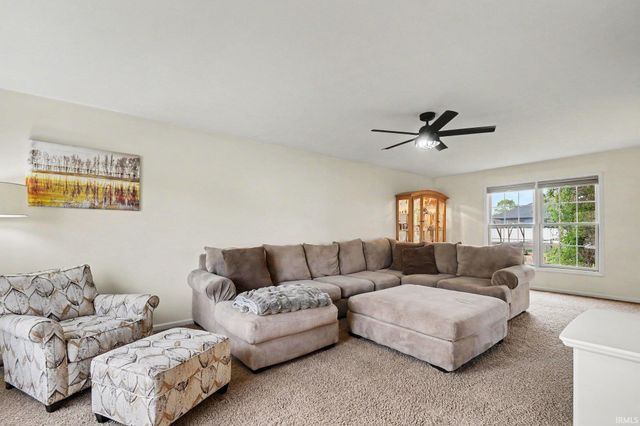 1413 Green Grass Drive, Osceola, IN 46561