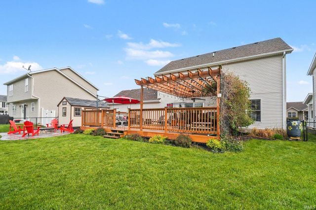1413 Green Grass Drive, Osceola, IN 46561