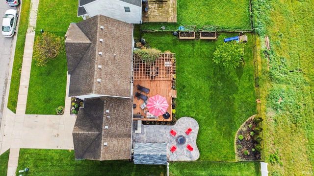 1413 Green Grass Drive, Osceola, IN 46561