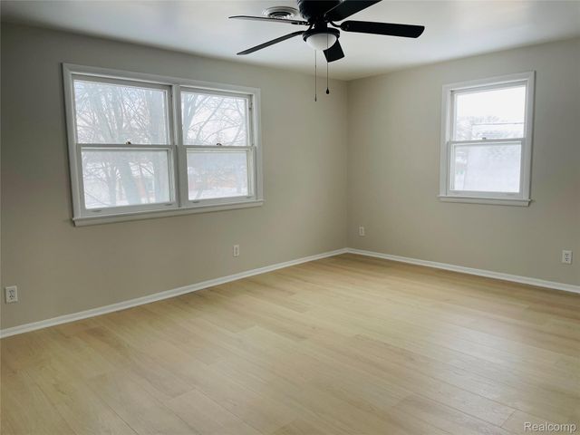 5273 Fairway Drive, Monitor Charter Township, MI 48706