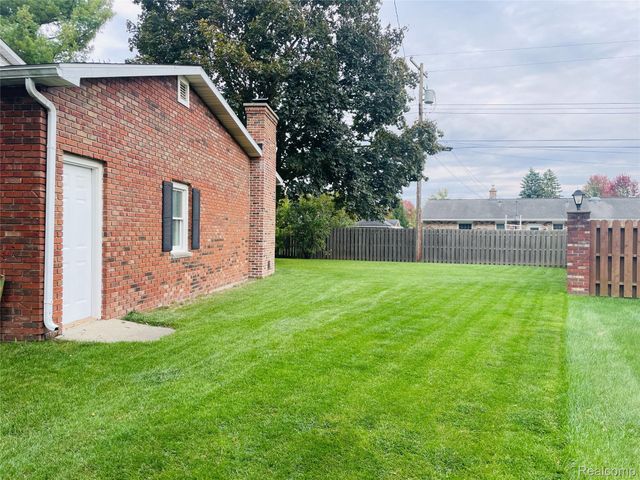 5273 Fairway Drive, Monitor Charter Township, MI 48706