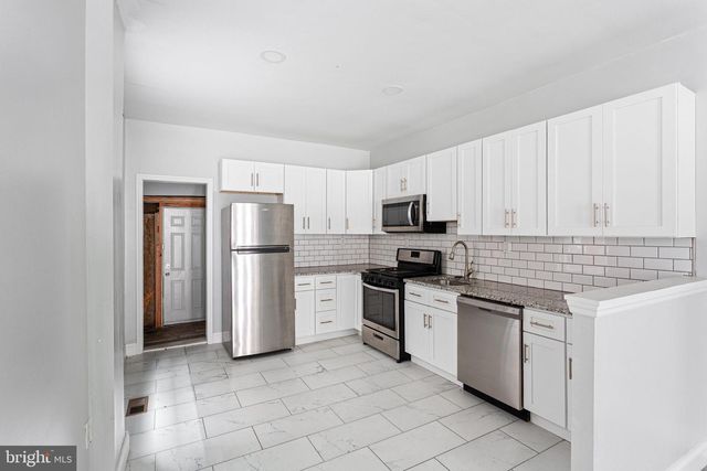 2440 N 16TH ST, Philadelphia, PA 19132