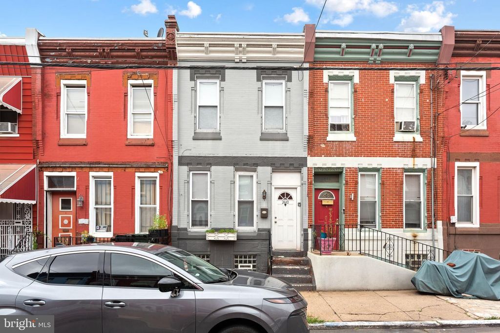 2440 N 16TH ST, Philadelphia, PA 19132