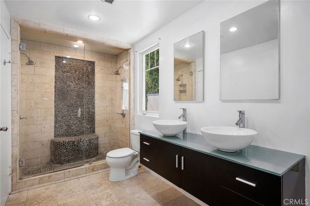 5806 Noble, Sherman Oaks, CA 91411