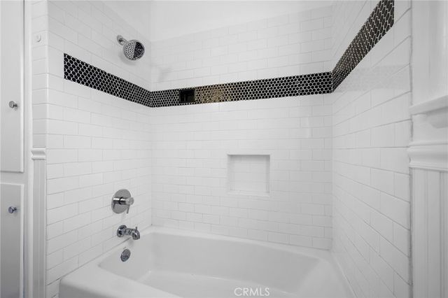 5806 Noble, Sherman Oaks, CA 91411