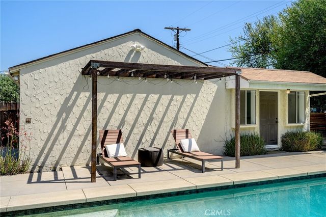 5806 Noble, Sherman Oaks, CA 91411