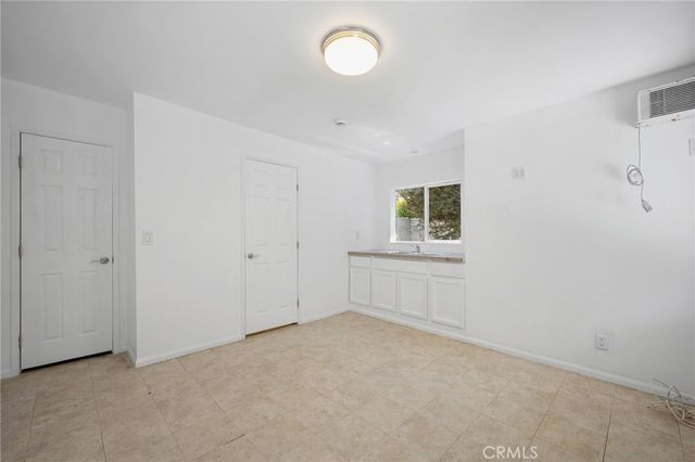 5806 Noble, Sherman Oaks, CA 91411