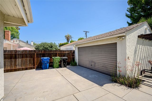 5806 Noble, Sherman Oaks, CA 91411