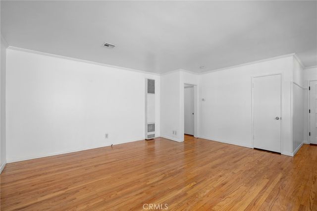 5806 Noble, Sherman Oaks, CA 91411