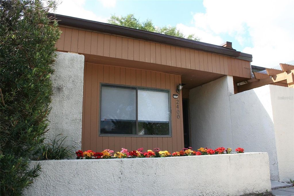 Image 2 of property listing at 2400 DOMINICA RUN, Winter Park, FL 32792