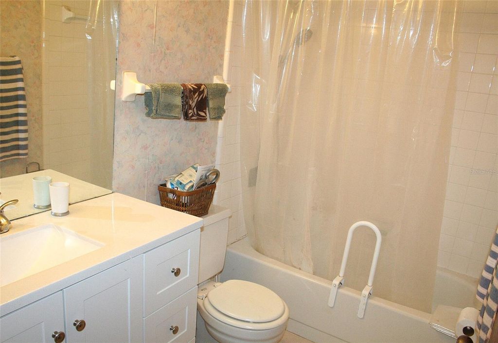 Image 17 of property listing at 2400 DOMINICA RUN, Winter Park, FL 32792