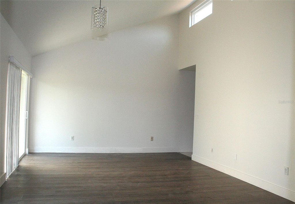 Image 5 of property listing at 2400 DOMINICA RUN, Winter Park, FL 32792