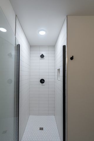 102 Duke St Apt 8, Nashville, TN 37207