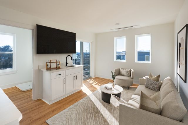 102 Duke St Apt 8, Nashville, TN 37207