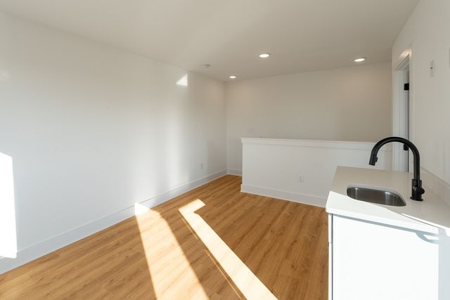 102 Duke St Apt 8, Nashville, TN 37207