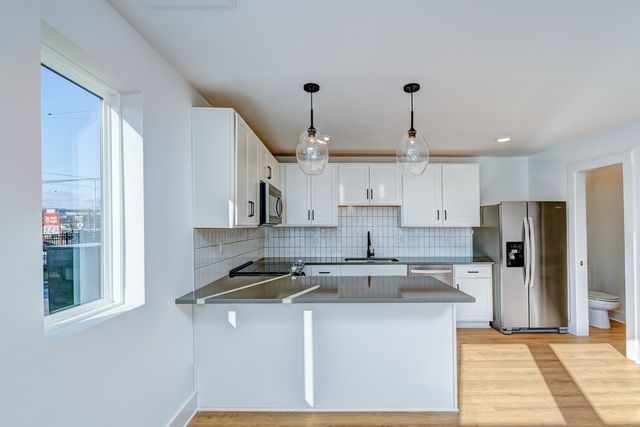 102 Duke St Apt 8, Nashville, TN 37207