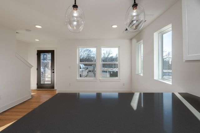 102 Duke St Apt 8, Nashville, TN 37207