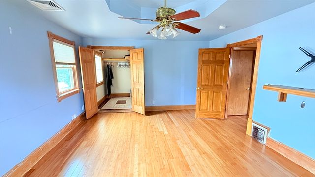 563- Lynn St-, Malden, MA 02148