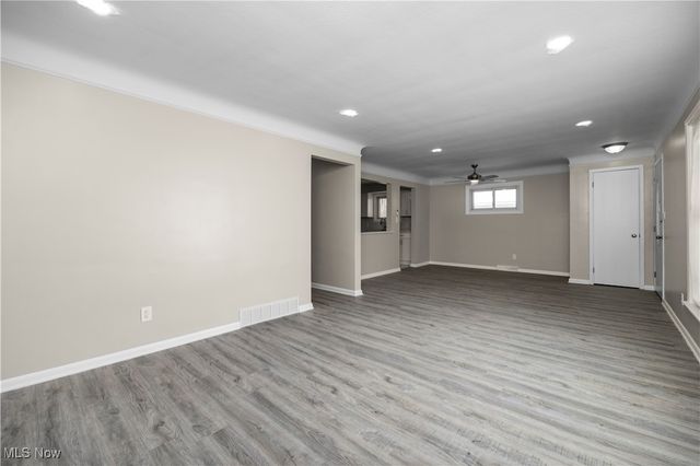 23402 Vera Street, Warrensville Heights, OH 44128