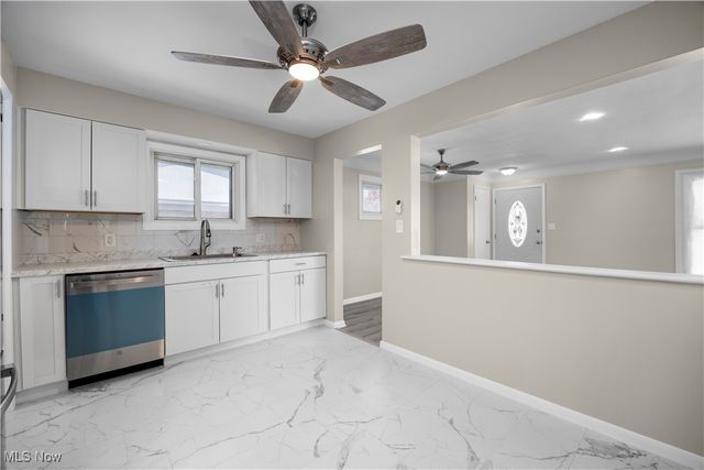 23402 Vera Street, Warrensville Heights, OH 44128