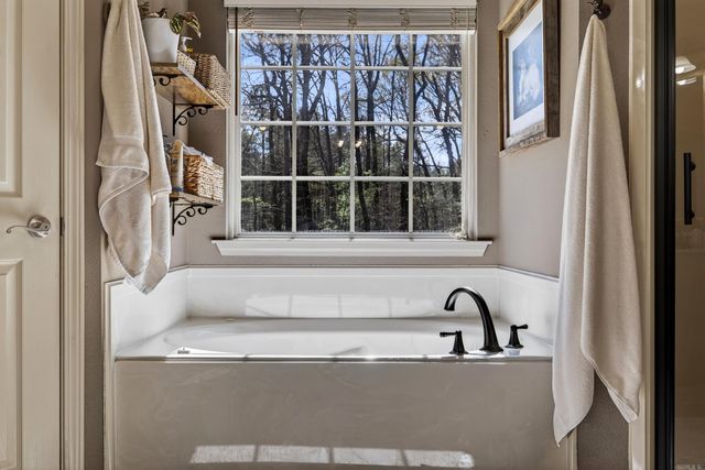 345 Confederate Woods Road, Cabot, AR 72023