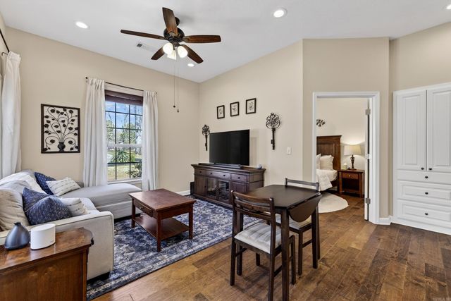 345 Confederate Woods Road, Cabot, AR 72023