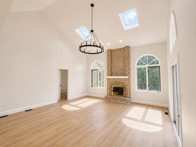 7746 Northfield Lane, Tinley Park, IL 60487