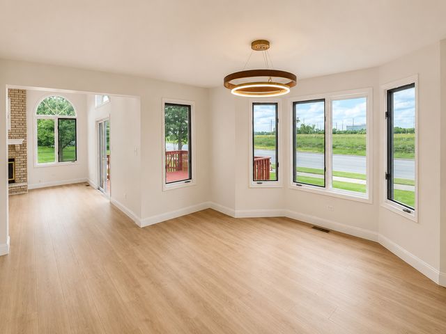7746 Northfield Lane, Tinley Park, IL 60487
